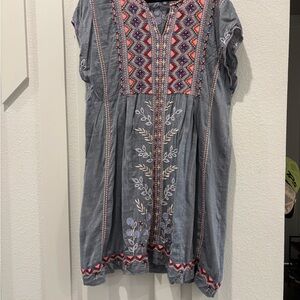 Johnny Was Gray Embroidered Top with Red and Purple Details Size XL